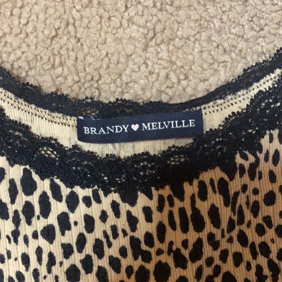 Cute tank top - Picture 2 of 2